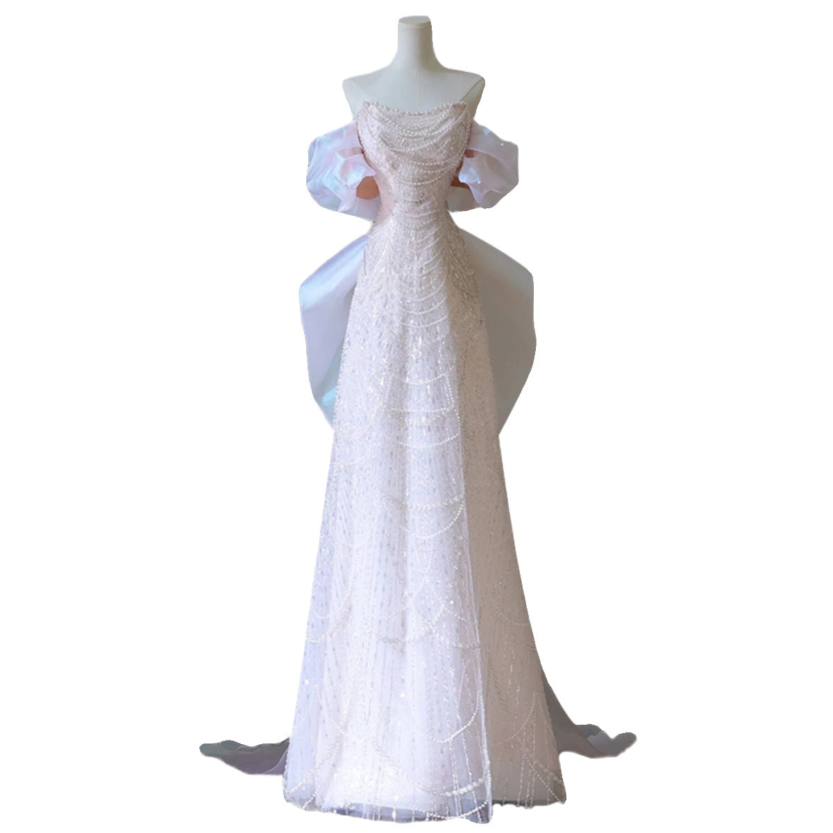 One-shoulder tailored wedding dress