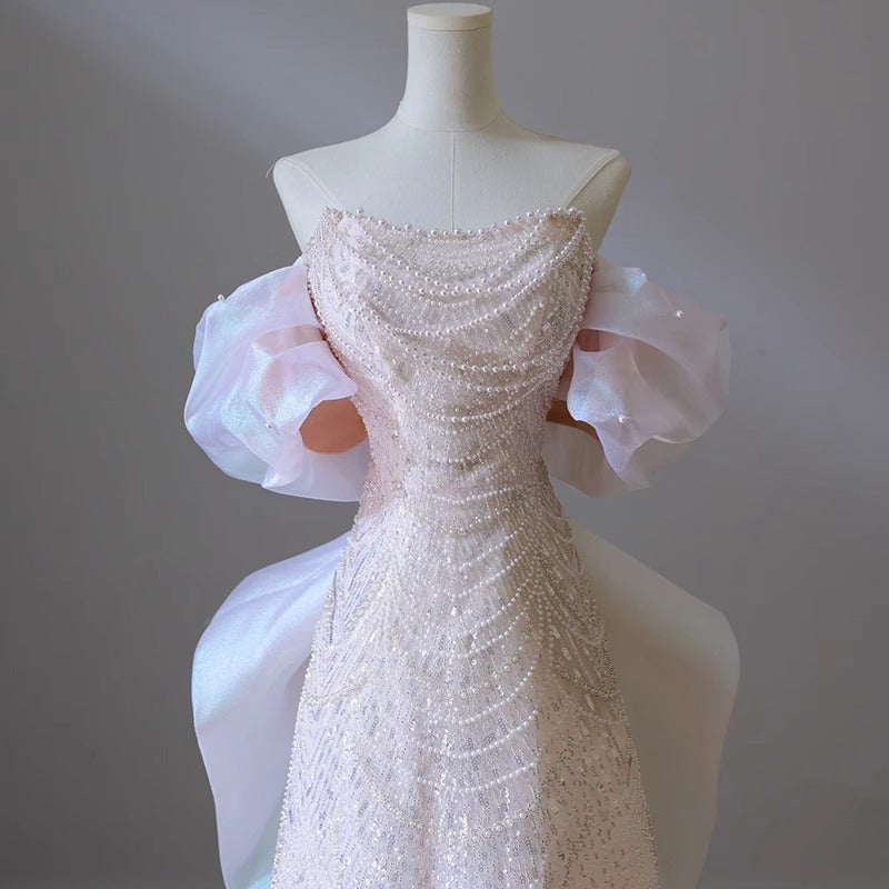 One-shoulder tailored wedding dress