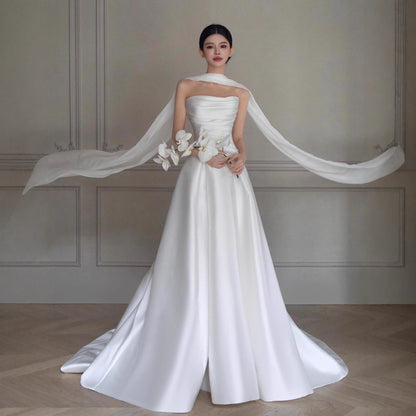 Elegant satin lightweight wedding dress, French style